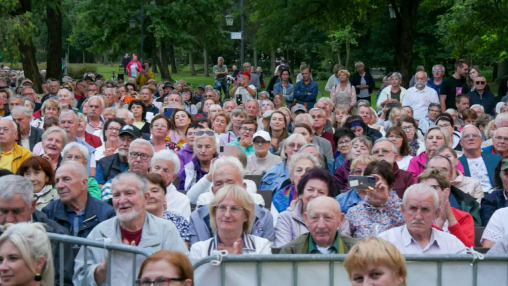 Read more about the article Sierpniowe wydarzenia wyszogrodzkich seniorów w ramach projektu „Edukacja senioralna a jakość życia osób starszych”
