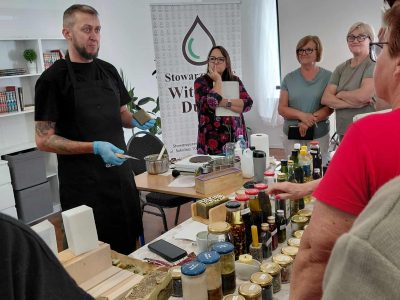 Edukacja senioralna – moc natury i zapach lawendy
